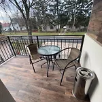 Sweet Apartament Balatonszarszo