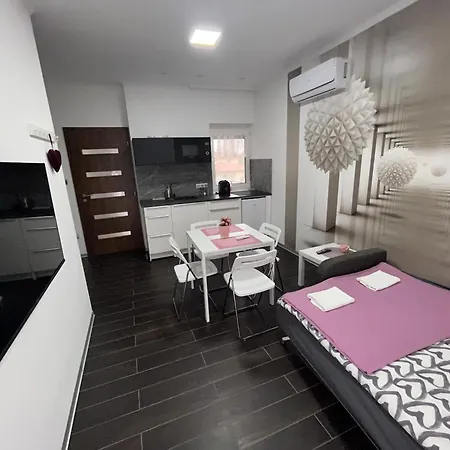 Sweet Balatonszarszo