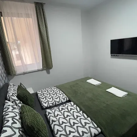 Apartment Sweet *