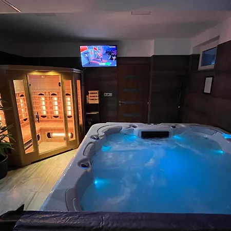Sweet Apartment *
