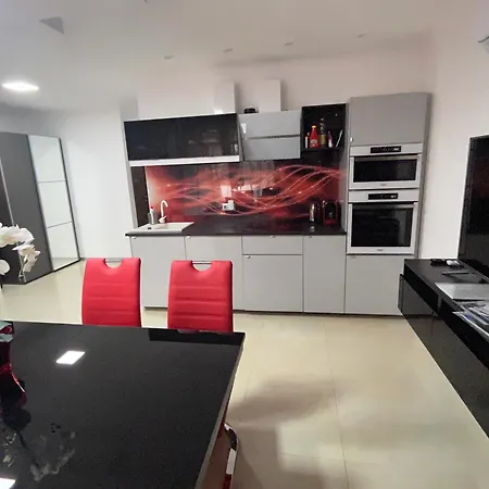Apartment Sweet Balatonszarszo