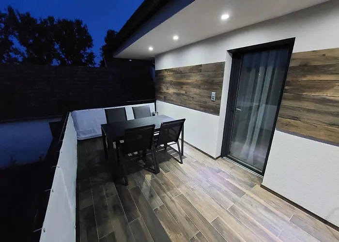 Sweet באלאטונסארסו