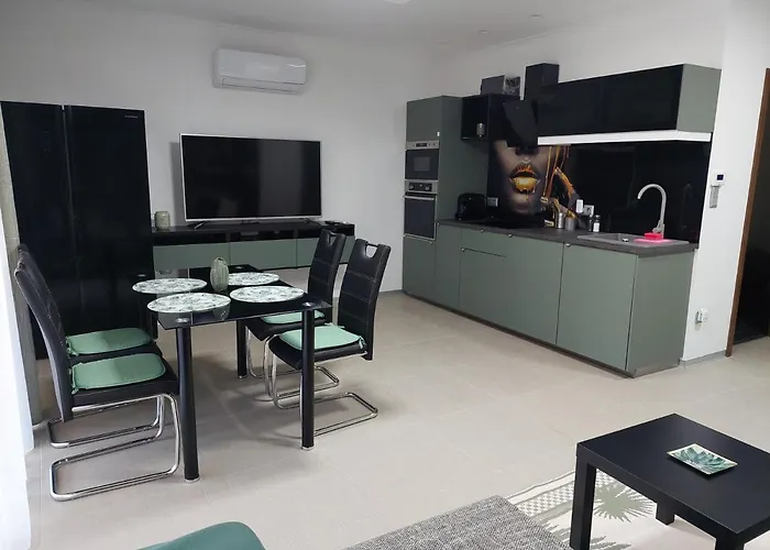 Sweet באלאטונסארסו